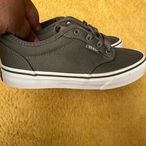 Vans Atwood Sneakers Canvas Tennis Shoes Pewter & White Size 2